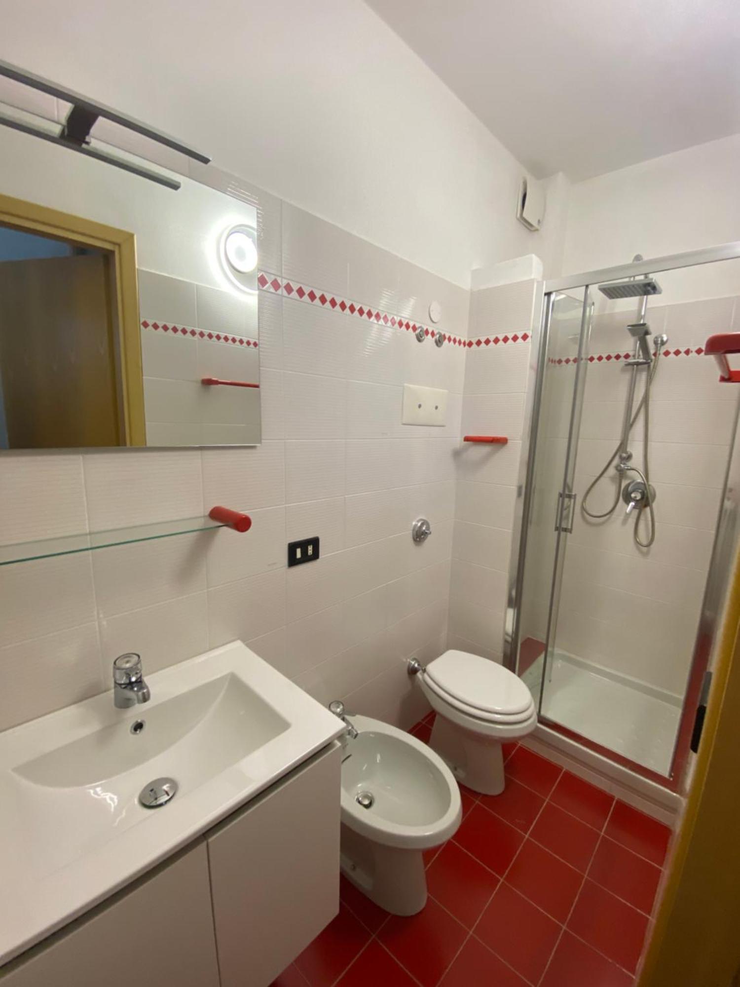 דירות לצנו Tiziana Lake Como View Terraces מראה חיצוני תמונה